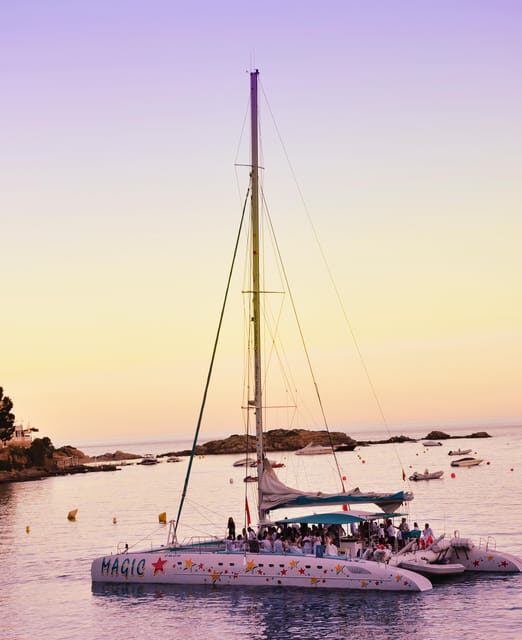 Palma de Mallorca: Sunset Sailing Catamaran Trip with Drink - When the Sunset Happens Fast: Timing and Expectations