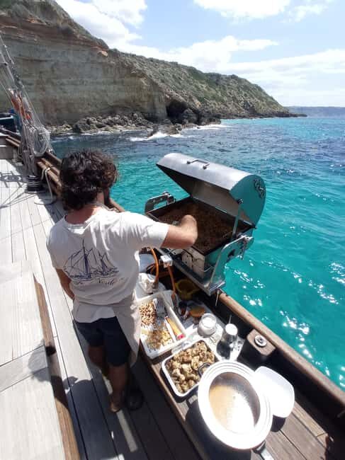 Palma de Mallorca: Wooden Sailboat; Food, Views & History - Cala Punta Negra: the swim-and-snorkel chunk that makes the trip worth it