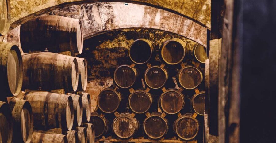 Palma: Distillery Tour with 3 Spirits and Tapas Tasting - Practical tips: how to get the best out of your visit