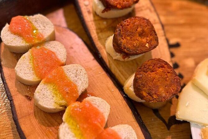 Palma Evening Tapas Walking Tour with Pinchos & Drinks - What you eat and drink: the included pinchos and drinks