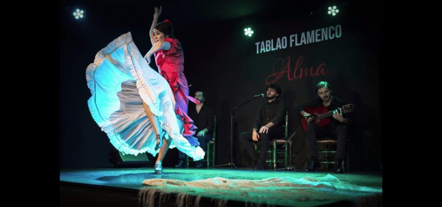 Palma: Flamenco Show at Tablao Flamenco Alma with Drink - The vibe with a drink: better focus, faster start, easier evening