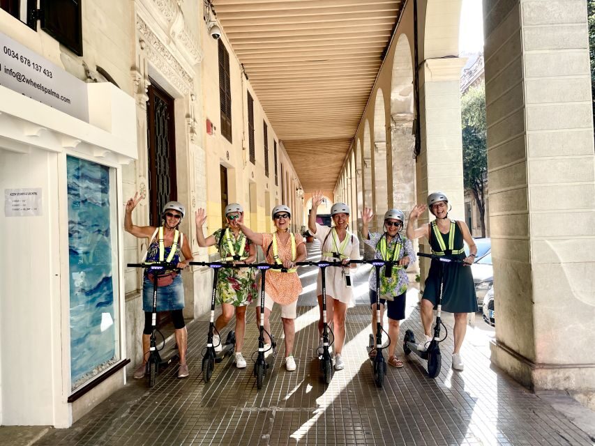 Palma: Guided 1.5 H city tour on Electric scooter - Where you start: Palma Cathedral and L’Almudaina nearby