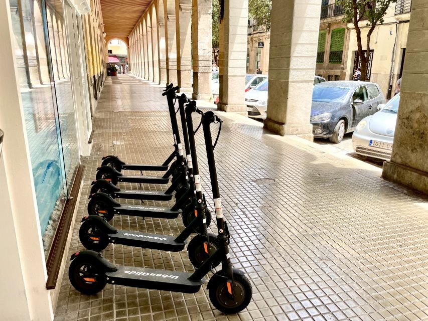 Palma: Guided 1.5 H city tour on Electric scooter - How photo stops and timing work in a 1.5-hour tour