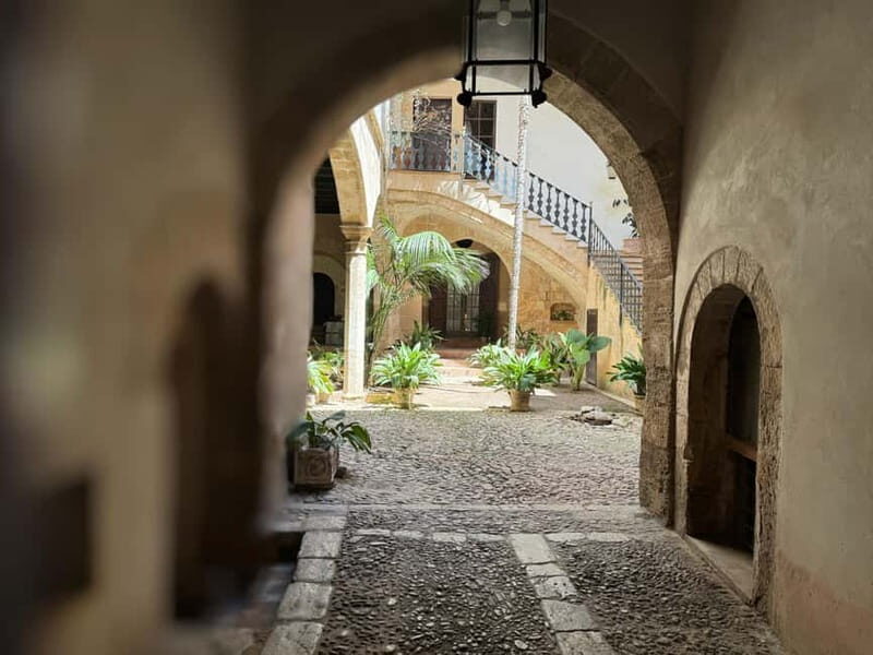 Palma in person and away from the crowds - Bellver Castle in the Mix: A Story That Changes How You Look at the City