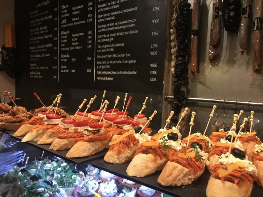 Palma Old Town Sunset Tour and Food Tastings - Plaça Major and the Outdoor Crafts Market Energy