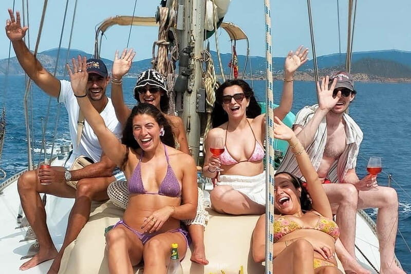 Palma: Private Half-Day Sailing Trip with Tapas & Drinks - Cala Major and Ses Illetes: the coast views you can only get by boat