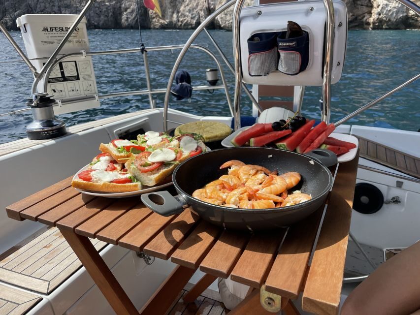 Pollenca/Alcudia : Day Sailing Cap de Formentor - Setting Off From Bonaire Near Alcúdia: The Easy Start to a Wild Coast