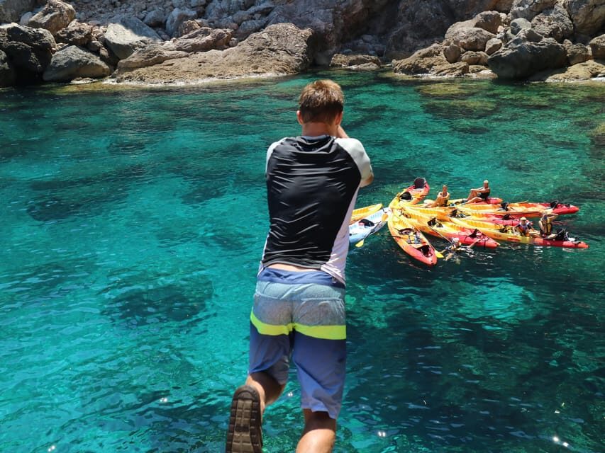 Pollença: Kayak and Coasteering Cliff Jumping - Arriving at the adventure zone: where the kayak gets left behind