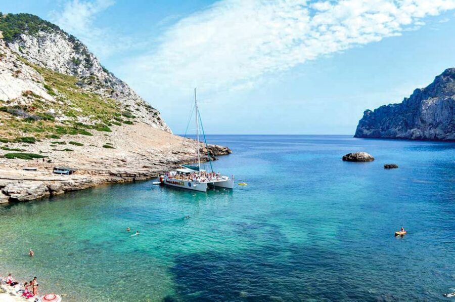 Port d'Alcudia: North Coast Catamaran Cruise with Meal - Who This Cruise Fits Best (and Who Should Think Twice)
