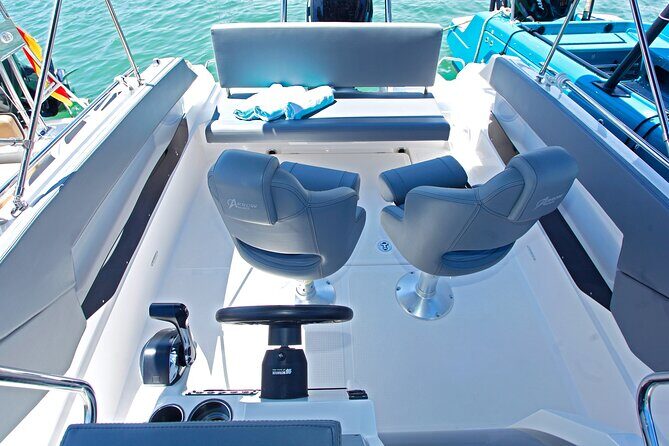 Private Boat Rental Abaris 23 from Alcudia - What’s Included (and What You Must Bring)