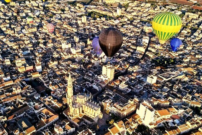 Private Exclusive Ballooning Experience for 4 over Mallorca - Private ballooning over Mallorca for groups up to 4