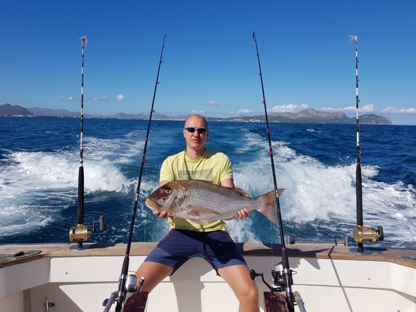 Private Fishing Charter Mallorca - Fishing gear and snorkeling options (because not every moment is a bite)