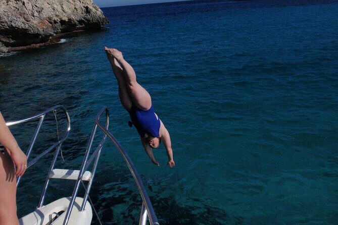 Private Tour of 4 hours at Sunset through the coves of Mallorca - Who this tour suits best (and who should rethink it)