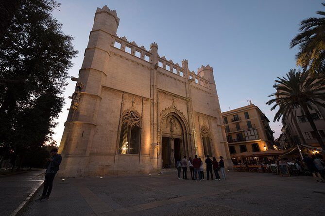 Private walking tour in Palma de Mallorca with local guides. - Private Palma Old Town, Up to 6 and a True Local Guide