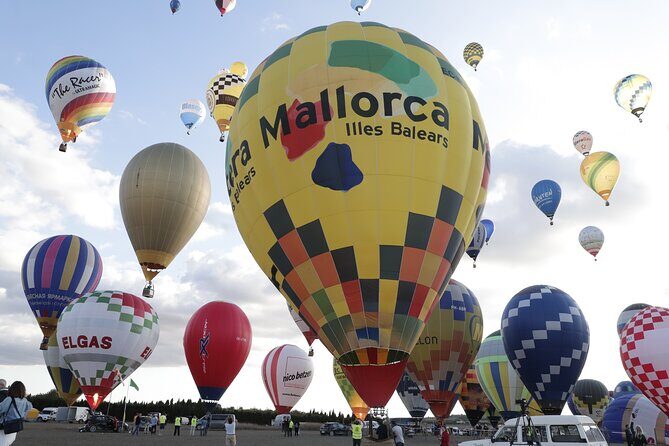 Romantic Sunrise Balloon Tour in Majorca - What to wear (and what to avoid)