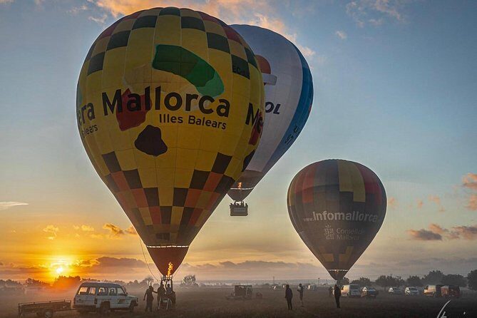Romantic Sunrise Balloon Tour in Majorca - At the launch site: globodromo check-in, Wi‑Fi, and your balloon crew