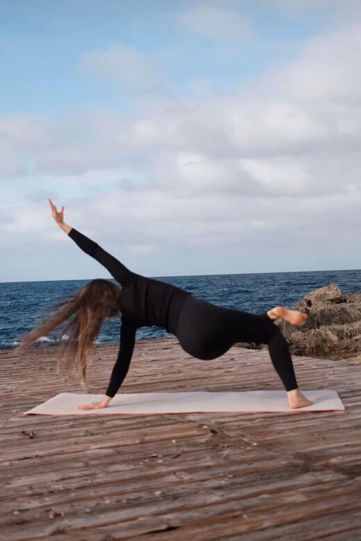 Sa Rapita / Es Trenc: Vinyasa Yoga Class at the beach - Why Vinyasa helps mobility (not just flexibility)
