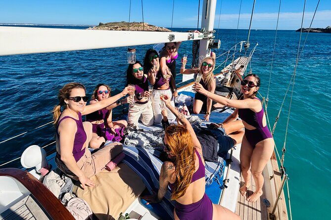 Sailing Flavors, Gastronomy and Relaxation at Sea - Playa Portals Vells: the 4-hour swim-and-play portion