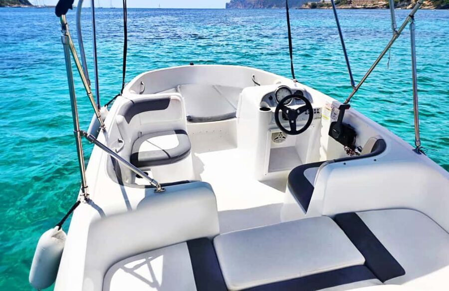Santa Ponsa: 2-8 Hour Boat Rental (No License Needed) - Your Bayliner boat experience: comfortable, supported, and practical