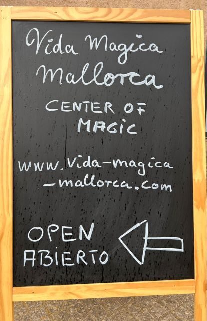 Ses Salines - Vida Magica Mallorca: Relax Yoga Class - Getting oriented at Vida Magica Mallorca (Casa Magica patio entry)