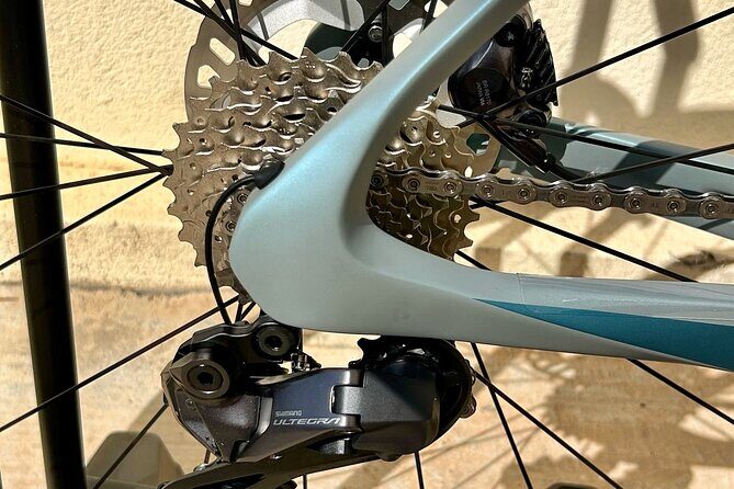 SwiftCarbon Racevox, Ultegra di2 plus DT Swiss wheel set - The SwiftCarbon Racevox + Ultegra Di2 Combo That Actually Feels Different