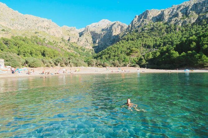 Tour Sa Calobra, Torrent de Pareis y Cala Tuent - Torrent de Pareis Area and the Pirate Caves Hike: A More Active Moment