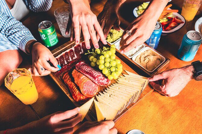 Traditional Mallorquin Llaut Cruise with Tapas and Drinks - Route notes: Palma, Ses Illetes, and the Majorca coastline rhythm