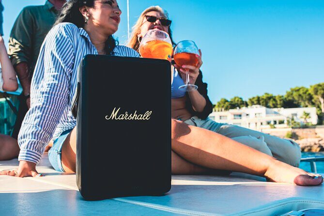 Traditional Mallorquin Llaut Cruise with Tapas and Drinks - Private charter vibe: your group only, but still social energy