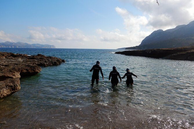 Try adventure, try coasteering - North coast - Abseiling and climbing: the parts that feel like rock training