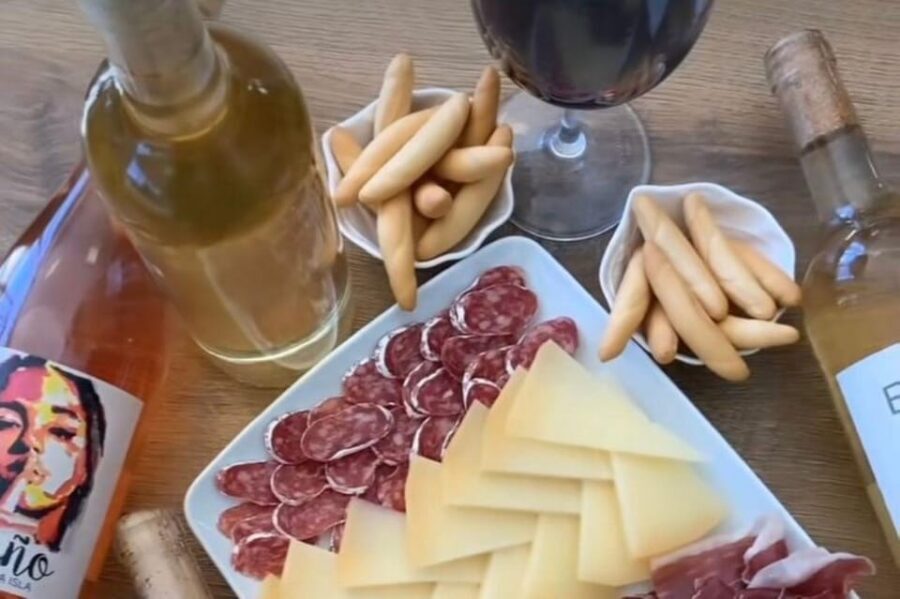 Wine Tasting - wines from the smallest wineries 3 wines - Practical tips so your 1.5-hour tasting goes smoothly